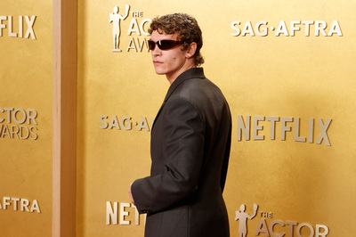 Click to view full size image
==============
Keywords: connor;storrie;public;appearances;events;2026;sag;aftra;awards;shrine;auditorium;los;angeles;la;california Keywords: connor;storrie;public;appearances;events;2026;sag;aftra;awards;shrine;auditorium;los;angeles;la;california