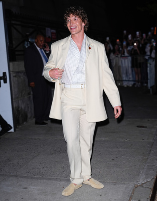 Click to view full size image
==============
Keywords: connor;storrie;public;appearances;events;2026;tiffany;&;co;blue;book;launch;new;york;ny Keywords: connor;storrie;public;appearances;events;2026;tiffany;&;co;blue;book;launch;new;york;ny