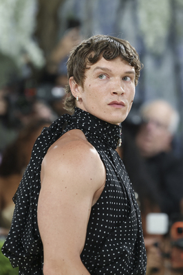 Click to view full size image
==============
Keywords: connor;storrie;public;appearances;events;2026;met;gala;metropolitain Keywords: connor;storrie;public;appearances;events;2026;met;gala;metropolitain
