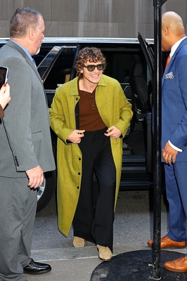 Manhattan, NY - January 12, 2026
Keywords: connor;storrie;candids;candid;manhattan;ny;new;york;nbc;studios;2026