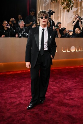 Keywords: connor;storrie;public;appearnces;2026;golden;globes;red;carpet