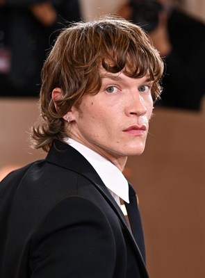 Click to view full size image
==============
Keywords: connor;storrie;public;appearnces;2026;golden;globes;red;carpet Keywords: connor;storrie;public;appearnces;2026;golden;globes;red;carpet