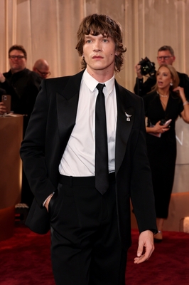 Keywords: connor;storrie;public;appearnces;2026;golden;globes;red;carpet