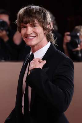 Keywords: connor;storrie;public;appearnces;2026;golden;globes;red;carpet