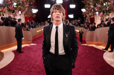 Keywords: connor;storrie;public;appearnces;2026;golden;globes;red;carpet