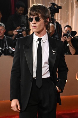 Keywords: connor;storrie;public;appearnces;2026;golden;globes;red;carpet
