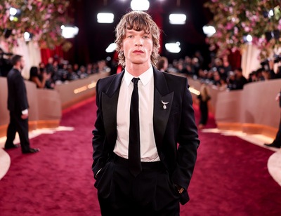 Keywords: connor;storrie;public;appearnces;2026;golden;globes;red;carpet
