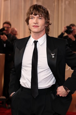 Keywords: connor;storrie;public;appearnces;2026;golden;globes;red;carpet