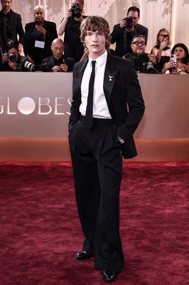 Keywords: connor;storrie;public;appearnces;2026;golden;globes;red;carpet