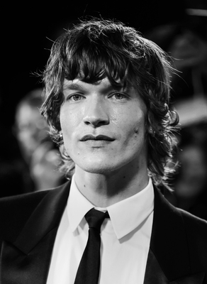 Keywords: connor;storrie;public;appearnces;2026;golden;globes;red;carpet