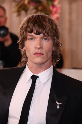 Keywords: connor;storrie;public;appearnces;2026;golden;globes;red;carpet