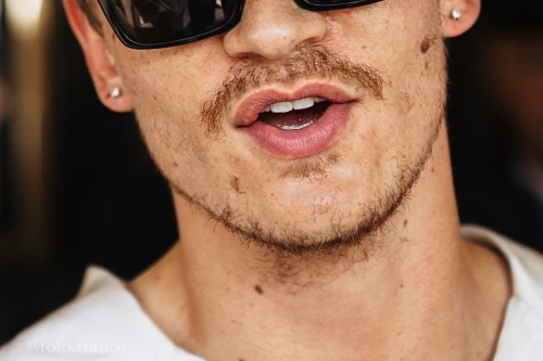 Click to view full size image
==============
0012028529.jpg 0012028529.jpg