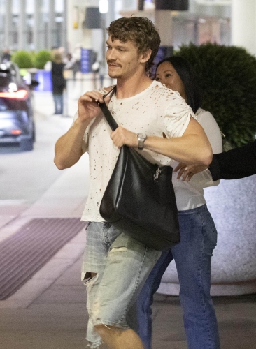 Keywords: connor;storrie;candids;toronto;july;pearson;international;airport