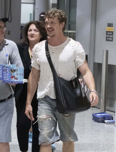 Keywords: connor;storrie;candids;toronto;july;pearson;international;airport