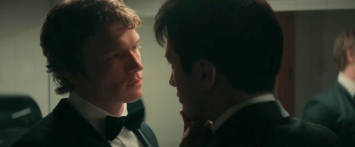 2420-heated-rivalry-s01e02-1080_mp445426.jpg