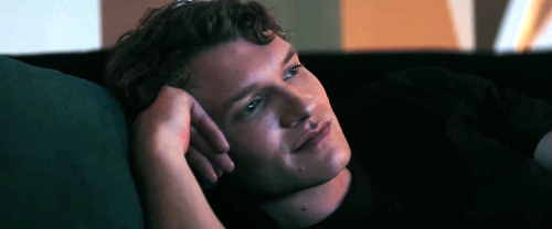 Keywords: connor;storrie;heated;rivalry;television;ilya;rozanoz;season;1;episode;4;rose;screencaps