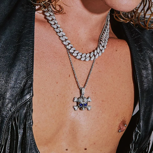 Keywords: connor;storrie;publications;photoshoots;magazine;2023;aporro;jewelry
