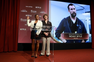 Keywords: connor;storrie;public;appearnces;2026;actor;awards;sag;aftra;los;angeles;la;32nd;california;on;stage;show;presents
