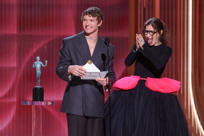 Keywords: connor;storrie;public;appearances;events;2026;sag;aftra;awards;shrine;auditorium;los;angeles;la;california;katheryn;Hahn;present;expo;hall