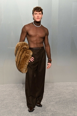 Click to view full size image
==============
Keywords: connor;storrie;public;appearances;events;2026;vanity;fair;white;carpet;oscar;party;los;angeles;la Keywords: connor;storrie;public;appearances;events;2026;vanity;fair;white;carpet;oscar;party;los;angeles;la