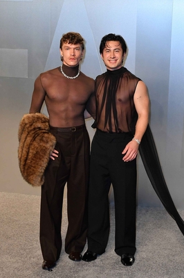 Click to view full size image
==============
Keywords: connor;storrie;public;appearances;events;2026;vanity;fair;white;carpet;oscar;party;los;angeles;la Keywords: connor;storrie;public;appearances;events;2026;vanity;fair;white;carpet;oscar;party;los;angeles;la
