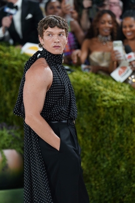 Keywords: connor;storrie;public;appearances;events;2026;met;gala;metropolitain