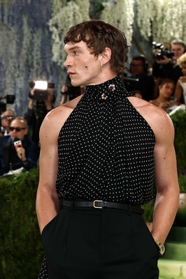 Keywords: connor;storrie;public;appearances;events;2026;met;gala;metropolitain