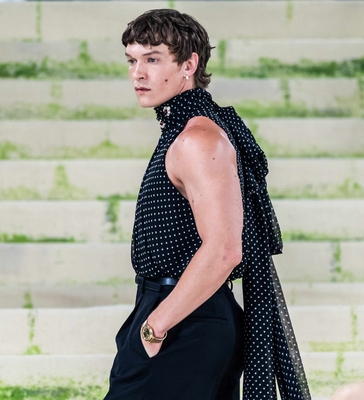 Keywords: connor;storrie;public;appearances;events;2026;met;gala;metropolitain
