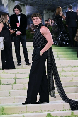Click to view full size image
==============
Keywords: connor;storrie;public;appearances;events;2026;met;gala;metropolitain Keywords: connor;storrie;public;appearances;events;2026;met;gala;metropolitain