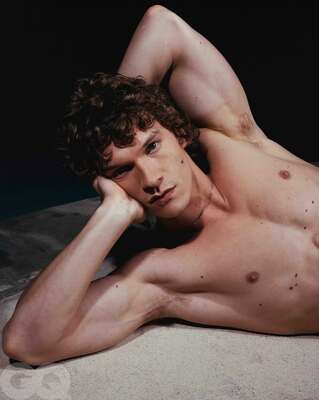 PHOTOGRAPHER: CALLUM WALKER HUTCHINSON
Keywords: connor;storrie;publications;photoshoots;2025;magazine;gq;hype;hudson