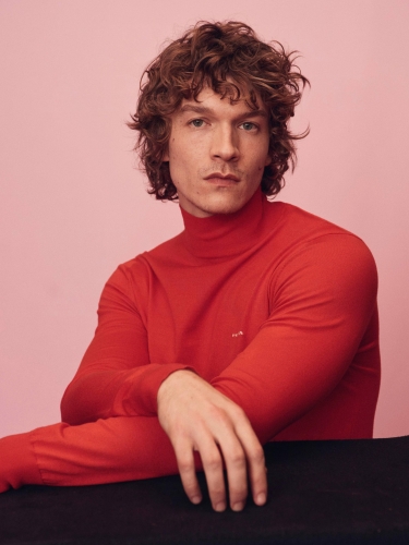 •EXCLUSIVE• UHQ PHOTOGRAPHER: TYLER MITCHELL
Keywords: connor;storrie;publications;photoshoots;magazine;2026;vogue;us;usa