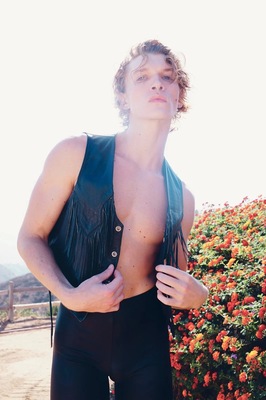 PHOTOGRAPHER: CHLOE REYES
Keywords: connor;storrie;publications;photoshoots;magazine;2020;unknown;chloe;reyes