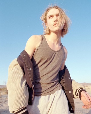 PHOTOGRAPHER: CHRISTINA ADRIANA
Keywords: connor;storrie;publications;photoshoots;magazine;desert;rat