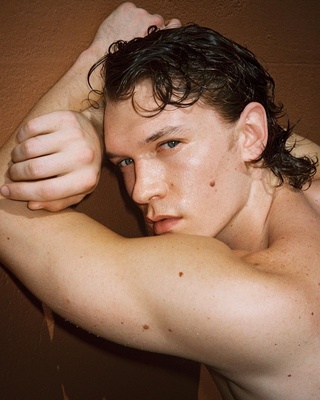 PHOTOGRAPHER: COREY MYERS
Keywords: connor;storrie;publications;photoshoots;2023;unknown;editorial