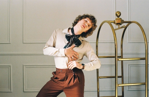 •EXCLUSIVE• UHQ
